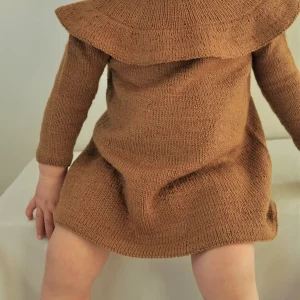 Emma´s ruffled dress