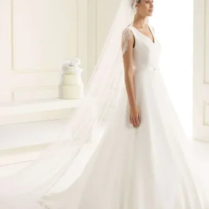 Slør "french lace edge" 300cm